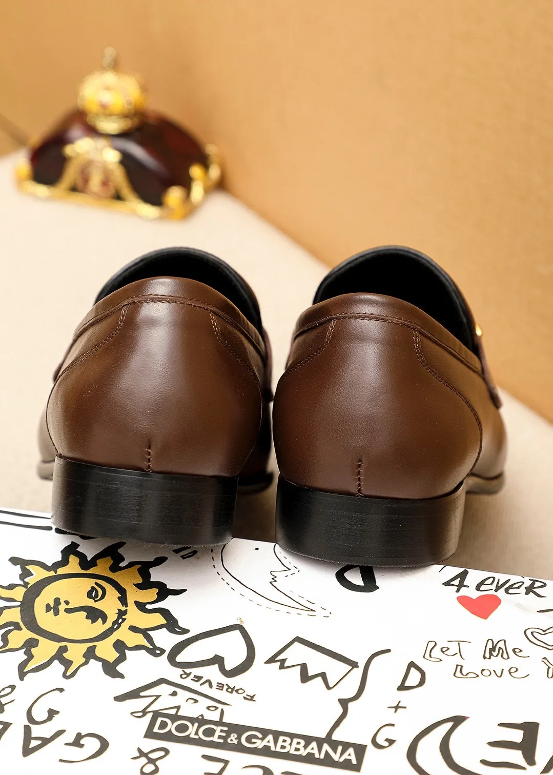 Men's clothing and shoes 💰480 💐DG top quality🔍🔍men's new leather shoes🚹sold at the same time at counters⚠The uppers are calfskin uppers imported from Italy, all imported cow🐂leather lining + classic hardware buckles, completely 1⃣️to 1⃣️reproduction🇮🇹💪💪, ⚠shoes Bottom: The original factory specially provides the original bottom, the exclusive movable molded bottom is super comfortable, ⚠Original factory goods, 🔍🔍high quality, you can enter and leave the counter at will, welcome to compare ⚠Code number: 38-44 (45.46🉑️Customized)